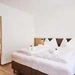شقة Alpenstolz Haus 1 - Stilvoll Urlauben In Den Bergen دامولس