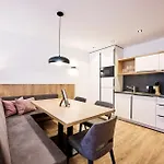 Alpenstolz Haus 1 - Stilvoll Urlauben In Den Bergen Damüls