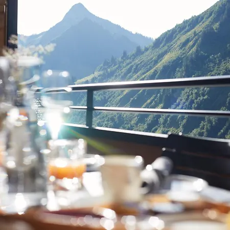 Alpenstolz Haus 1 - Stilvoll Urlauben In Den Bergen