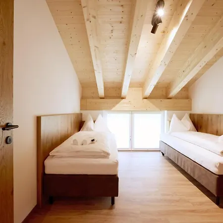 Appartamento Alpenstolz Haus 1 - Stilvoll Urlauben In Den Bergen Damuels