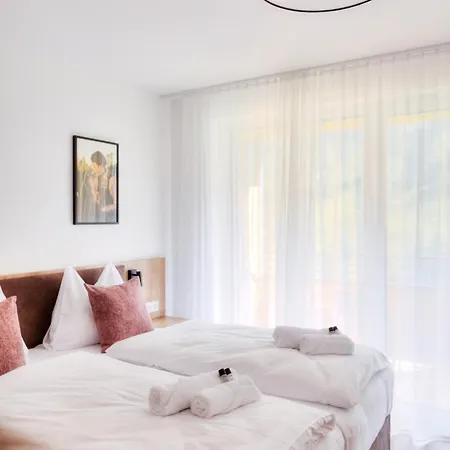 Alpenstolz Haus 1 - Stilvoll Urlauben In Den Bergen Apartment Damuels
