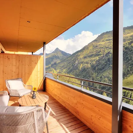 Alpenstolz Haus 1 - Stilvoll Urlauben In Den Bergen Appartement Damüls