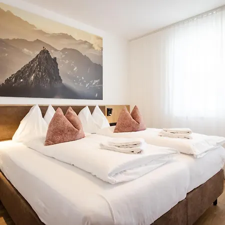Alpenstolz Haus 1 - Stilvoll Urlauben In Den Bergen